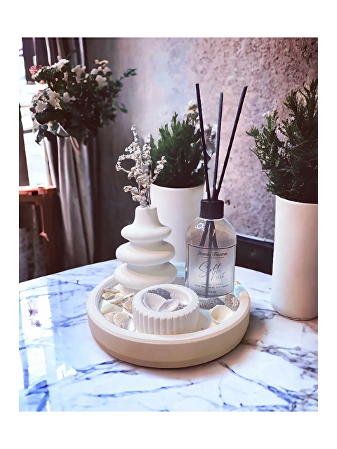 Havalı Tasarım Beyaz Renk Özel Tasarım Oda Kokulu Ve Vazolu , Mumluklu Standlı Aksesuar Seti - S000158434-20063