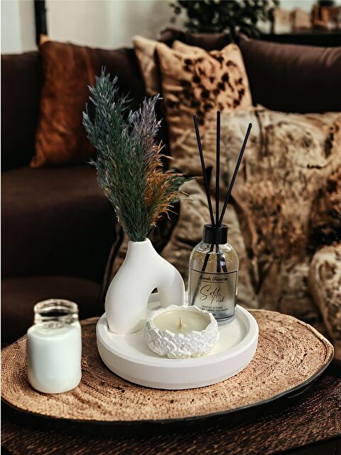 Havalı Tasarım Beyaz Renk Özel Tasarım Oda Kokulu Ve Vazolu , Çiçek Model MumStandlı Aksesuar Seti - S000168114-37558