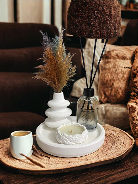 Havalı Tasarım Beyaz Renk Özel Tasarım Oda Kokulu Ve Vazolu , Çiçek Model Mum Standlı Aksesuar Seti - S000168119-37560