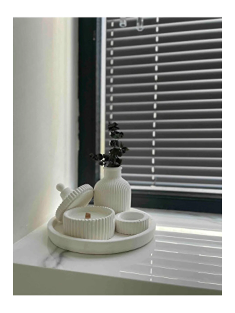 Havalı Tasarım Beyaz Renk Özel Tasarım Kokulu Mum Ve Çizgili Vazo Standlı Aksesuar Vazo Seti - S000158692-20063