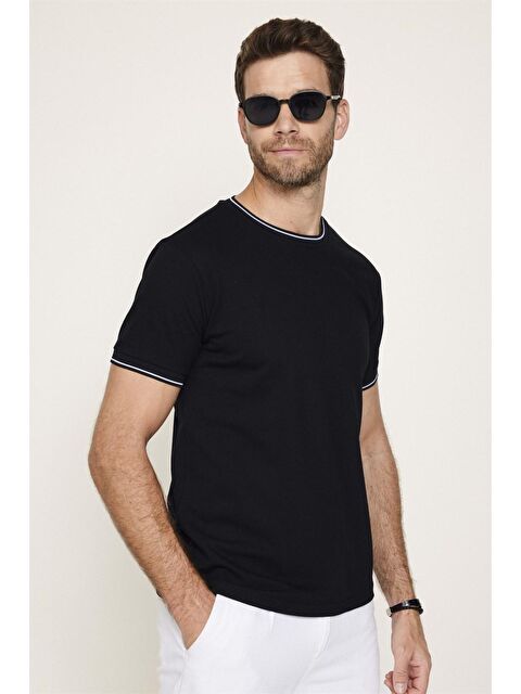 TUDORS Erkek Bisiklet Yaka Slim Fit Pamuk Pike SiyahTişört