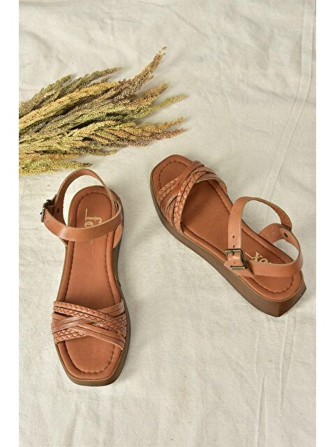 Fox Shoes Taba Hakiki Deri Günlük Kadın Sandalet M291030503 - S000044465-37454
