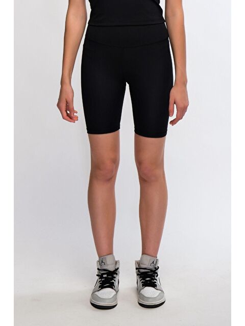 Chandraswear Siyah Kadın Yüksek Bel Soft Touch Biker Kısa Şort Spor Tayt - Pageda - S000028998-19351