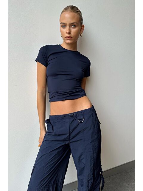 Madmext Lacivert Bisiklet Yaka Basic Kadın Tişört Mg1725 - S000029453-21164