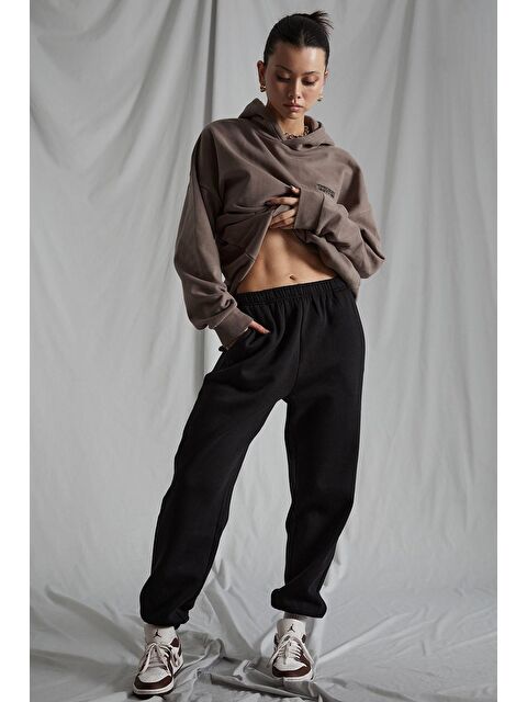 Madmext Kadın Siyah Beli Lastikli Oversize Eşofman Altı Mg1235 - S000030633-19351