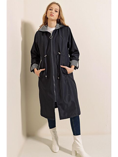 Hazelin Kadın Lacivert Beli Büzgülü Kapşonlu Uzun Trençkot HZL22W-BD190911 - S000040347-21164