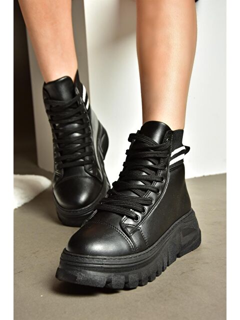 Fox Shoes R2506600 Siyah Kadın Bot - S000081335-19351