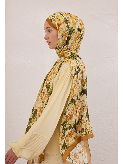 Fresh Scarfs Cherry Blossom Desen Rami Şal Işığı