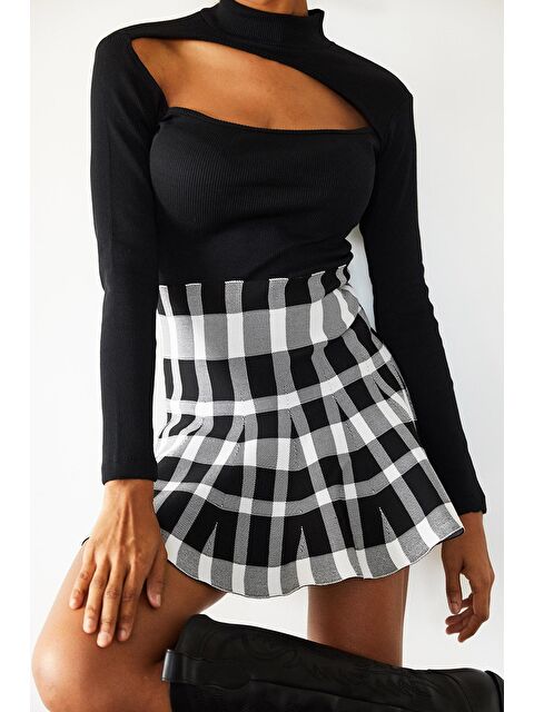 Xhan Siyah Degaje Detaylı Bluz 1YXK1-44928-02 - S000038364-19351