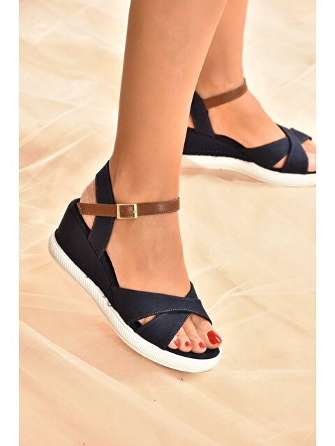 Fox Shoes K674305005 Lacivert Dolgu Taban Kadın Topuklu Sandalet - S000051761-21164