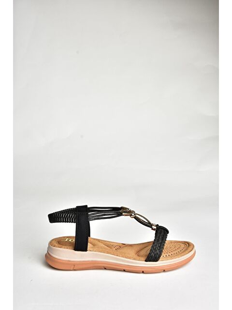 Fox Shoes U2586252 Siyah Kadın Sandalet - S000369376-19351