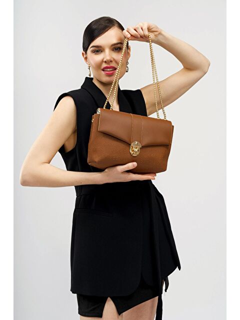 Lucky Bees Desenli Kadın El ve Omuz Çantası - S000115435-20077