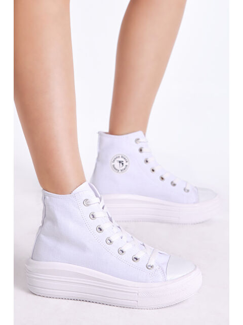 TONNY BLACK Kadın Beyaz Rahat Kalıp Kalın Tabanlı Uzun Spor Ayakkabı - S000051399-20063