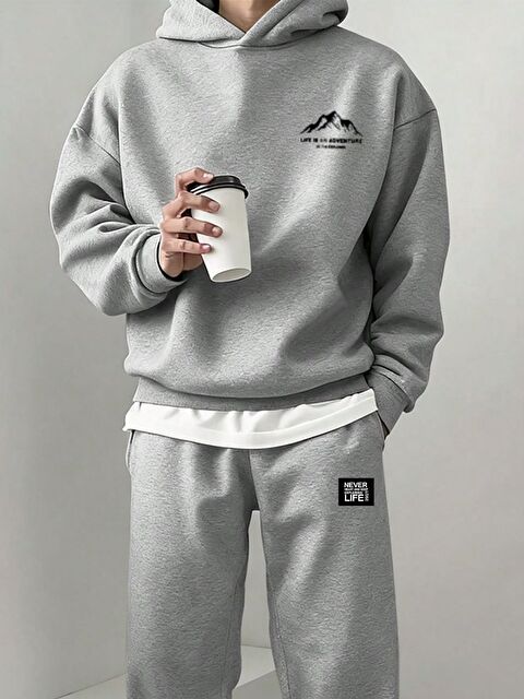 Trendseninle Gri Life is an Adventure Baskılı Oversize Kapüşonlu Sweatshirt Uzun Kollu Hoodie - S000473719-20600