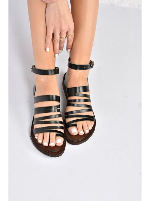 Fox Shoes Siyah Hakiki Deri Kadın Sandalet K374680403 - S000044602-19351