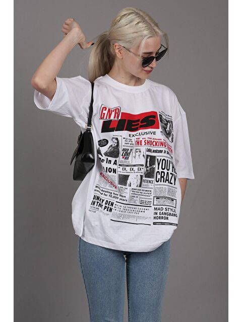 Madmext Beyaz Arka Baskılı Over Fit Kadın Tişört Mg1506