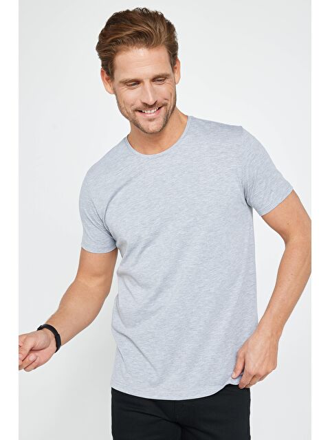 TUDORS Erkek Slim Fit Dar Kesim Pamuklu Yumuşak Dokulu Esnek Kumaş Düz Basic Gri Bisiklet Yaka Tişört - S000200018-20600