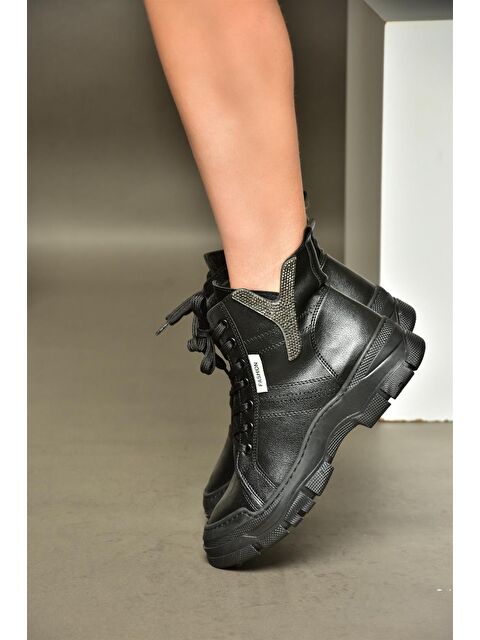 Fox Shoes R6020852 Siyah Kadın Bot - S000081387-19351
