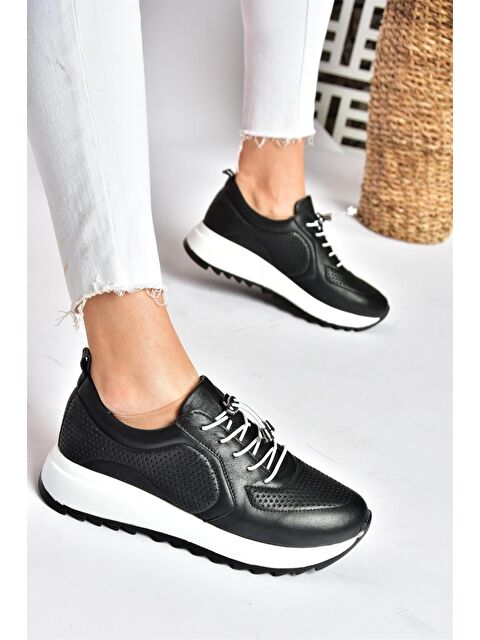 Fox Shoes P540009203 Siyah Kadın Sneakers - S000052235-19351