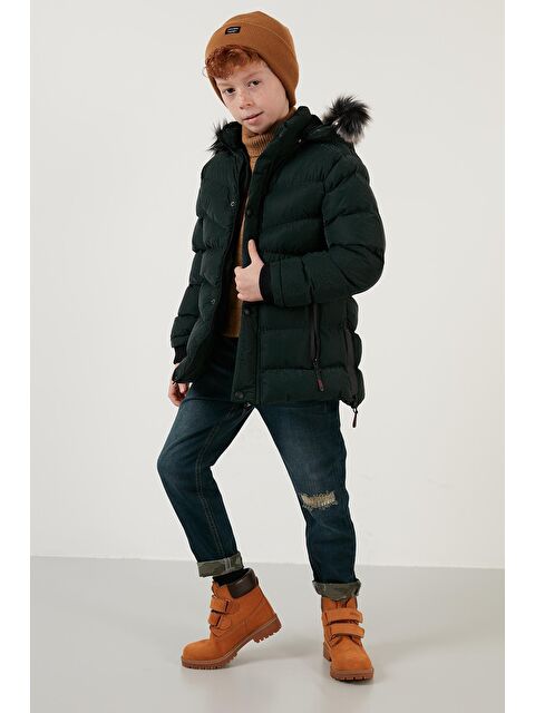 Lela Pelüş Astarlı Yakası Suni Kürklü Çıkarılabilir Kapüşonlu Kışlık Erkek Çocuk Mont 5761906 - S000000087-18547