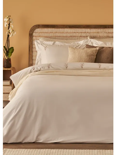 Bella Maison Exclusive Nevresim Takımı Çift Kişilik Beyaz (200x220 cm) - S000362510-20063