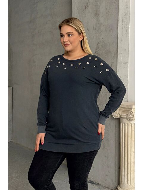 Stil Diva Büyük Beden Uzun Kollu Kuşgözü ve Sırt Dekolte Detaylı Sweatshirt 303870 - S000383759-29666