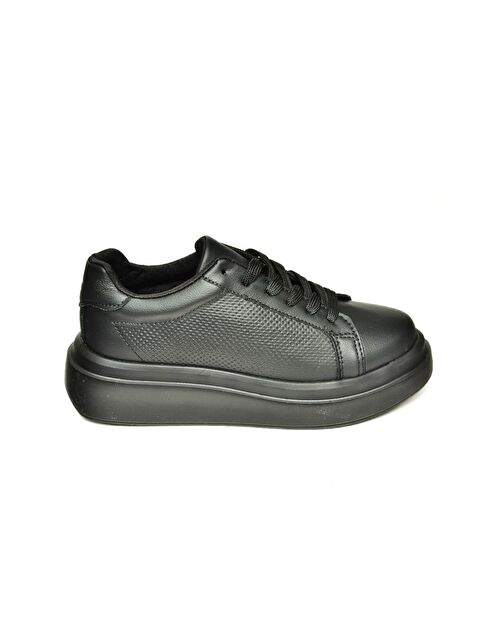 Fox Shoes U9732115 Siyah Kadın Sneakers - S000356749-19351