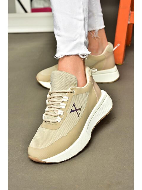 Fox Shoes P848531504 Bej Kadın Sneakers