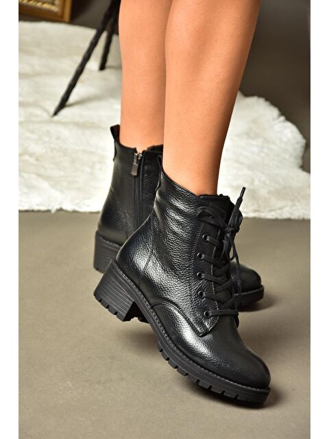 Fox Shoes R5550541 Siyah Kadın Bot - S000081419-19351