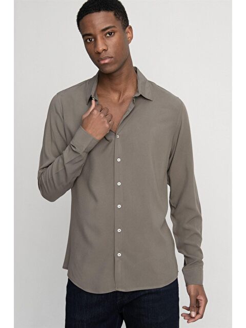TUDORS Slim Fit Dar Kesim Uzun Kol Dökümlü Viskon Şık Erkek Haki Gömlek