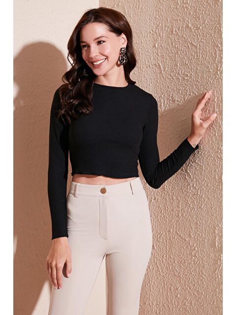 Lela Dar Kesim Bürümcük Kumaş Fitilli Crop Bluz 5865416 - S000091411-19351