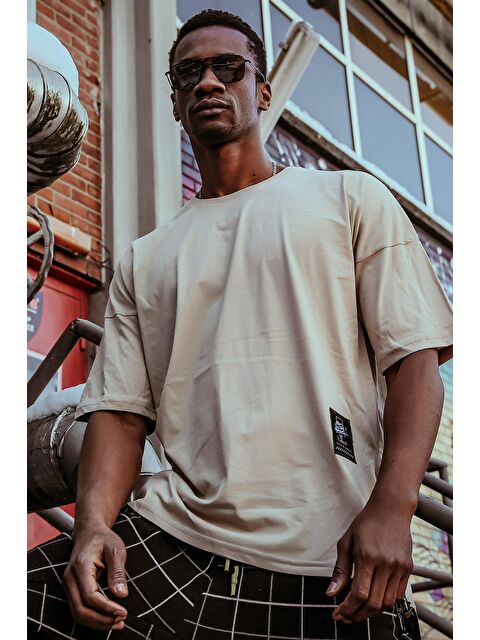 Xhan Krem Yanı Fermuarlı Oversize %100 Pamuk Tişört 1KXE1-44586-22 - S000038560-19966