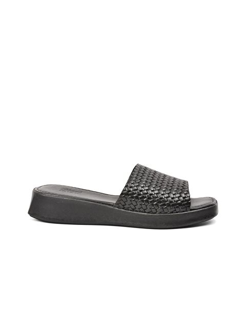 Ayakmod 837 Siyah Hakiki Deri Tek Bantlı Kadın Terlik - S000026311-19351