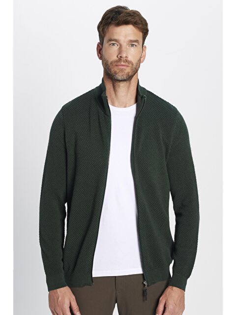 TUDORS Erkek Standart Fit Normal Kesim Desenli Yarım Balıkçı Yaka Fermuarlı Yeşil Hırka