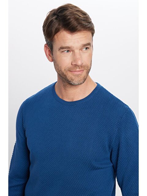 TUDORS Erkek Standart Fit Normal Kesim Bisiklet Yaka Petek Desenli İndigo Triko Kazak - S000042892-23093