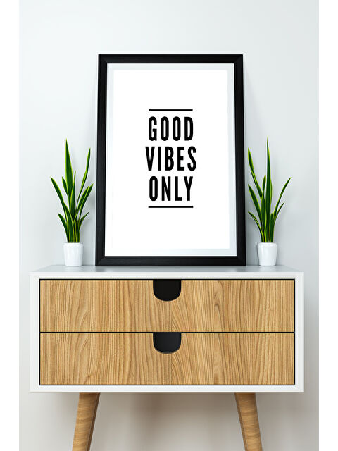 Artavessa Tek Parça 33x48 Cm Çerçeve Görünümlü Yazılı Mdf Tablo "Good Vibes Only"