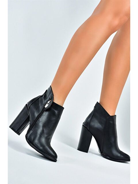 Fox Shoes A922640809 Siyah Kadın Bot - S000054491-19351