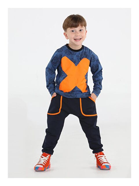 Casabony Casa Yaprak Desenli Baggy Pantolon + Tişört Takım - S000043255-21164