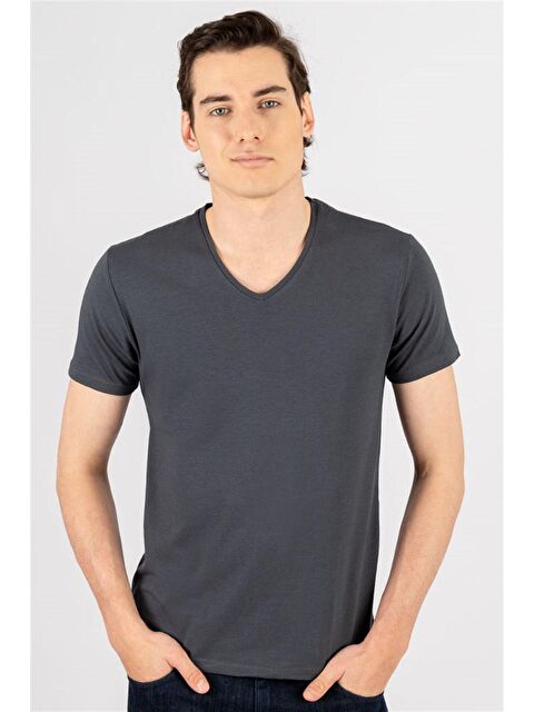 TUDORS Slim Fit V Yaka Düz Basıc Kısa Kol Tişört