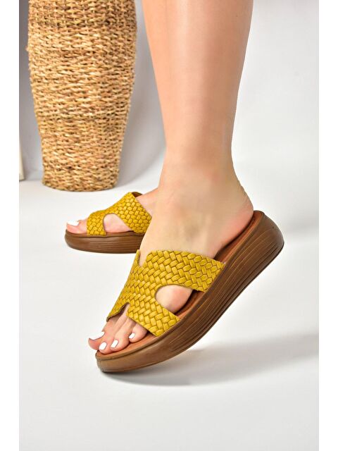 Fox Shoes M291049803 Sarı Kadın Terlik - S000052313-20072