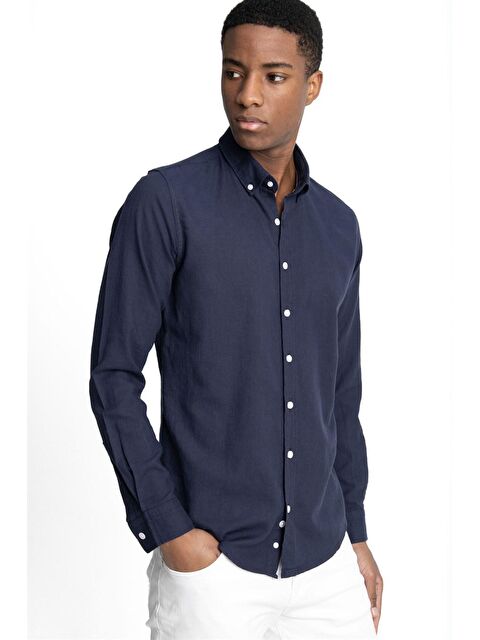 TUDORS Slim Fit Uzun Kol Biyeli Yaka Düğmeli Keten Erkek Gömlek
