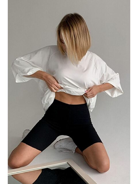 Madmext Beyaz Oversize Basic Kadın Tişört