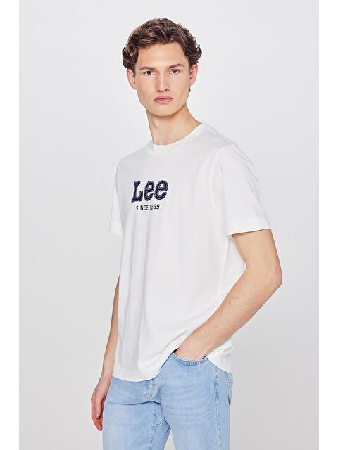 Lee %100 Pamuk Regular Fit Aplikeli Ekru Tişört