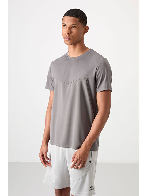 Tommylife Koyu Gri Polyester Nefes Alan Dokulu İnce Esnek Standart Fit Erkek Performans Tişört - 88391 - S000193959-29351