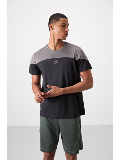 Tommylife Siyah Polyester Nefes Alan Dokulu İnce Esnek Standart Fit Erkek Performans Tişört - 88386 - S000194016-19351