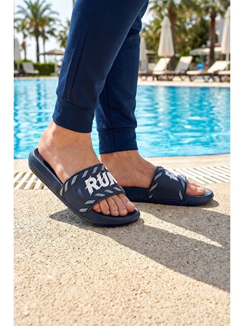 Gezer Erkek Yazlık Run PU Islak Zemine Uygun Ev Banyo Bahçe Havuz Terlik
