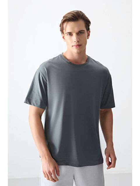 Air Jones Haki %100 Pamuk Kalın Yumuşak Dokulu Oversize Fit Basic Erkek Tişört - 88353 - S000149622-18547