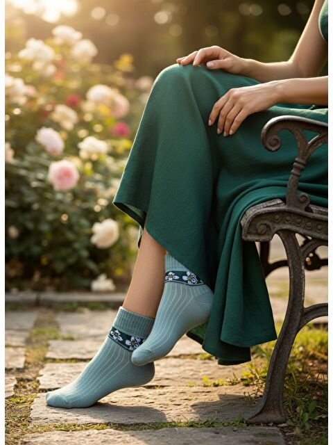 Oglo Kadın 12’li Premium Soket Çorap Seti – Taş İşlemeli Çiçek Desenli (12 Çift) - S000511404-27074