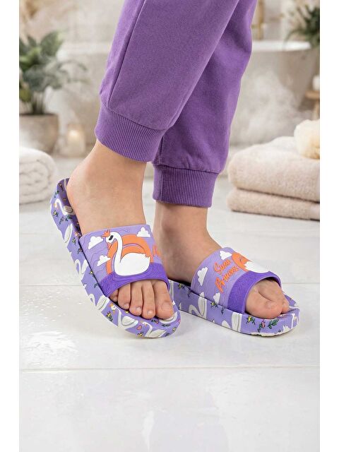 Gezer Kız Çocuk Yazlık Islak Zeminde Kullanıma Uygun Rahat Taban Ev Bahçe Plaj Havuz Terlik - S000384129-17878