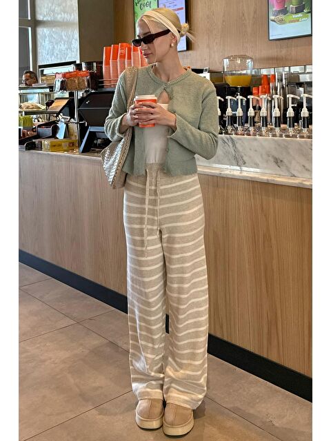 Madmext Bej Çizgili Kadın Triko Pantolon Mg2342 - S000426218-19928